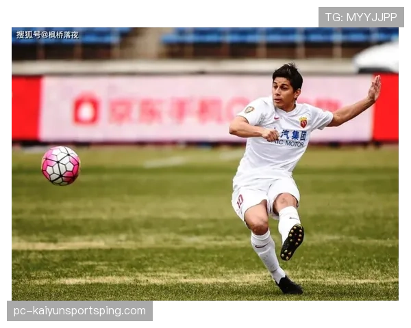 加维连续强强对话主导中场，跑动覆盖与直塞撕开防线